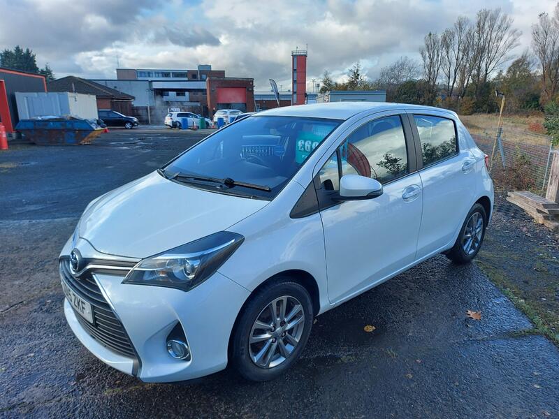 TOYOTA YARIS