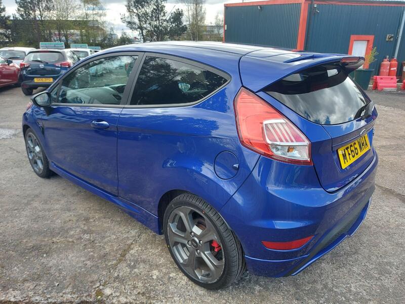 FORD FIESTA