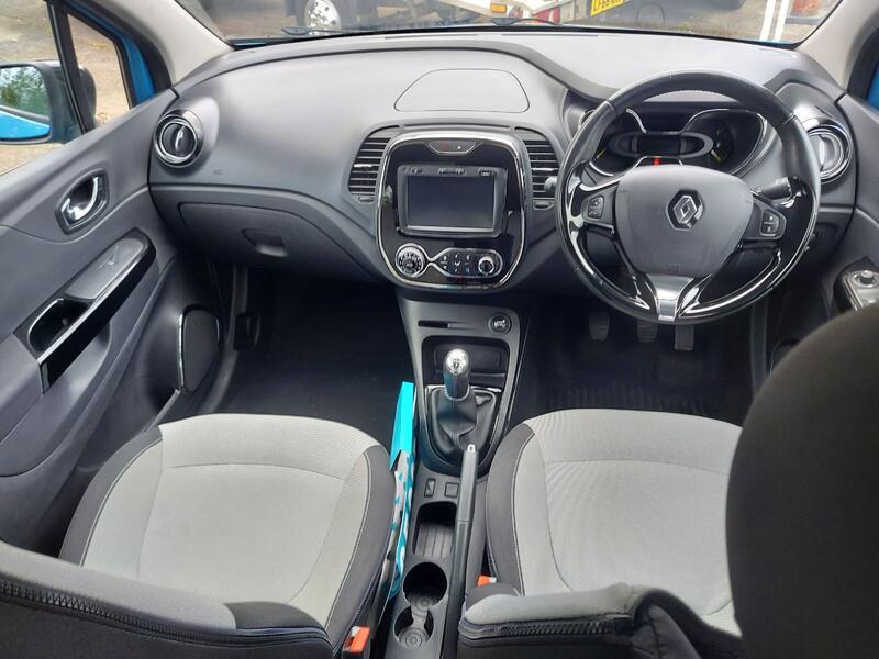 RENAULT CAPTUR