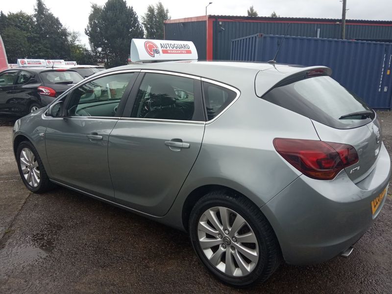 VAUXHALL ASTRA