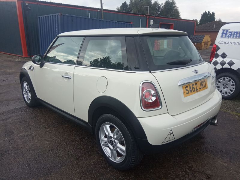 MINI HATCH ONE