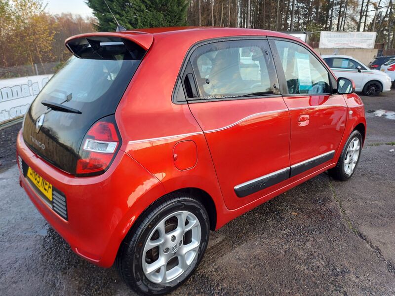 RENAULT TWINGO