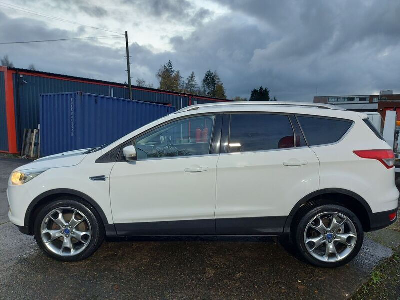 FORD KUGA