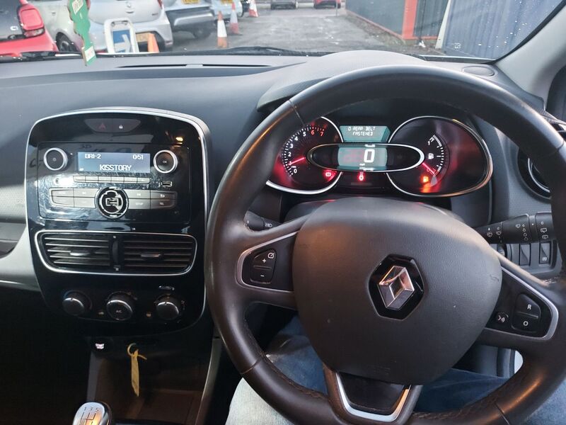 RENAULT CLIO