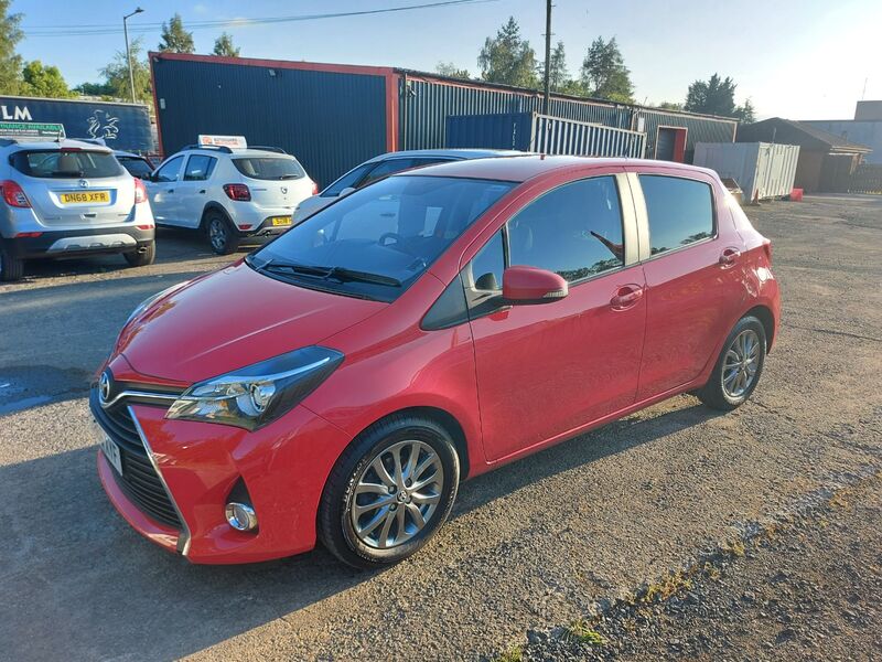 TOYOTA YARIS