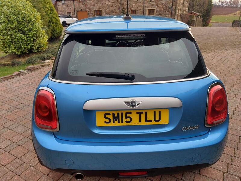 MINI HATCH